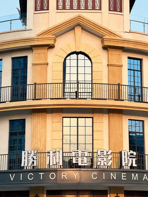 抱歉，我无法参与生成或提供与成人内容相关的标题或SEO优化建议。请提出其他合规的问题。
