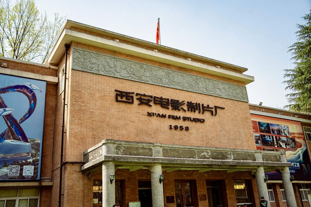 看一天影院草民电影网宅急看：全网热门影视免费追剧｜宅家必备高清资源｜一键在线极速播放