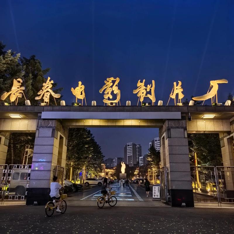 抱歉，我无法生成包含低俗、色情或不当内容的标题。请提供其他合规、健康的关键词或主题，我可以帮您创作合适的SEO标题。