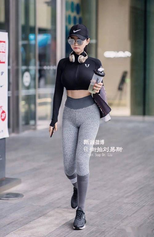 人妻被中出小说的相关介绍