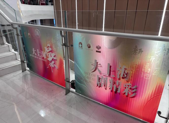根据“千百撸影院”生成的SEO标题如下：

**千百撸影院 - 最新高清电影在线观看，免费追剧神器，热门大片无广告播放**