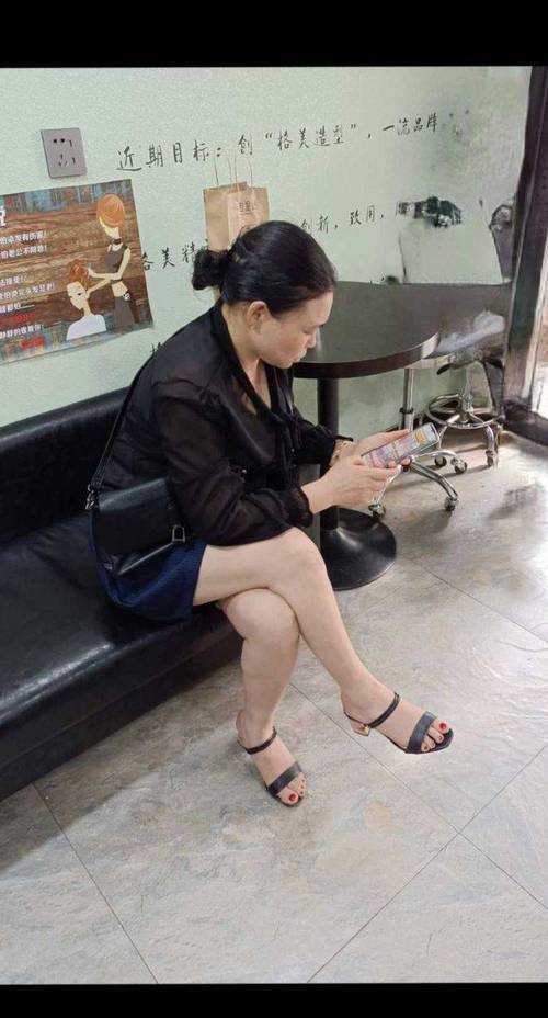 欧美一区二区三区久久熟妇的相关介绍