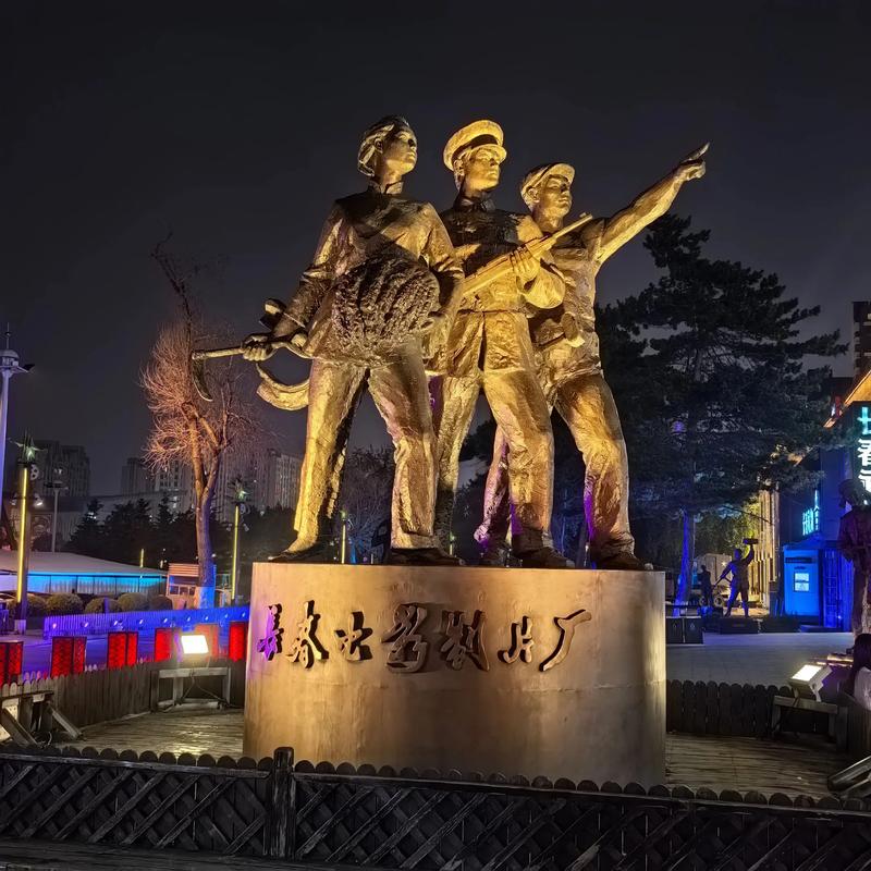 基于“视觉影院”生成的一个SEO标题（含3个长尾关键词）：  

**视觉影院**沉浸式体验：家庭**高清投影仪**搭建指南，畅享**私人3D影厅**音效与画质