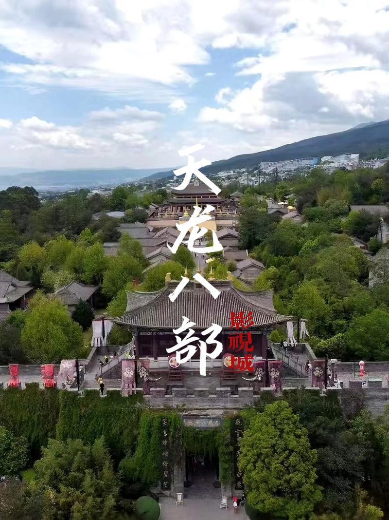 别墅家庭影院设计指南：沉浸式声学装修与智能灯光方案